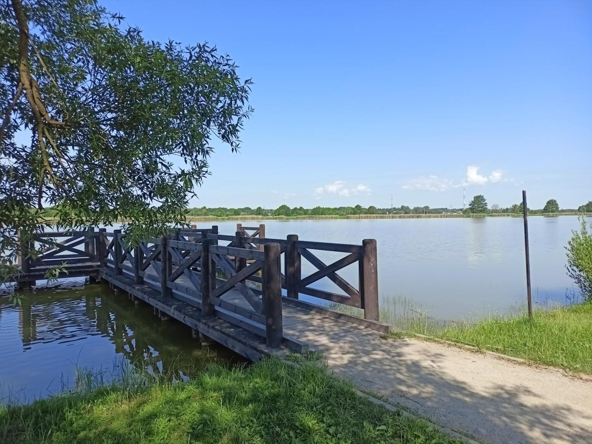 Pokoje Hotelowe Nad Zalewem เชดุลเซ ภายนอก รูปภาพ